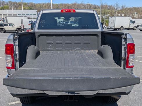 Certified 2024 RAM 2500 Big Horn w/ Bed Utility Group AWD/4WD image 28