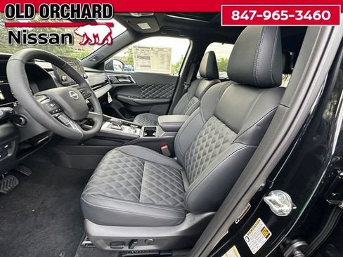 Used 2026 Nissan Rogue Platinum AWD/4WD image 10