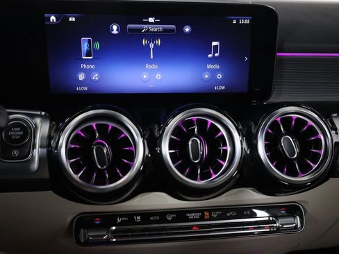 Certified 2026 Mercedes-Benz GLB 250 4MATIC image 19
