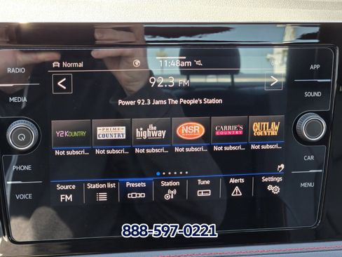 Used 2025 Volkswagen Jetta GLI Autobahn image 16