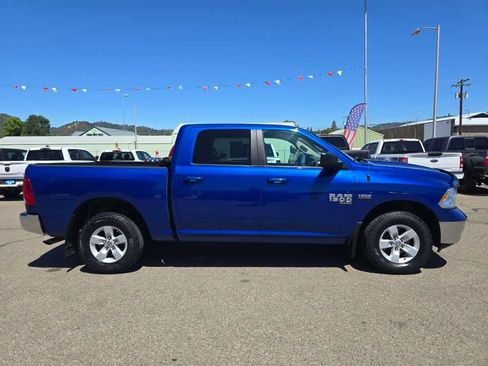 Used 2019 RAM 1500 Classic SLT AWD/4WD image 5