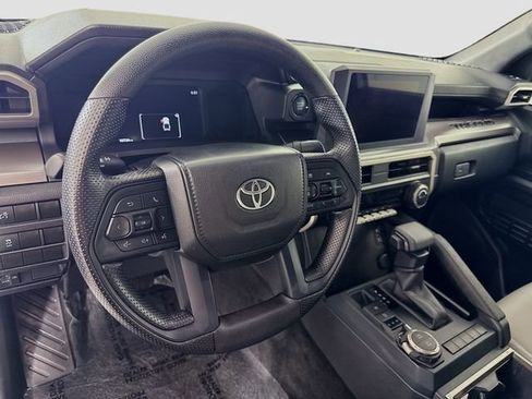 Certified 2024 Toyota Tacoma SR5 AWD/4WD image 9