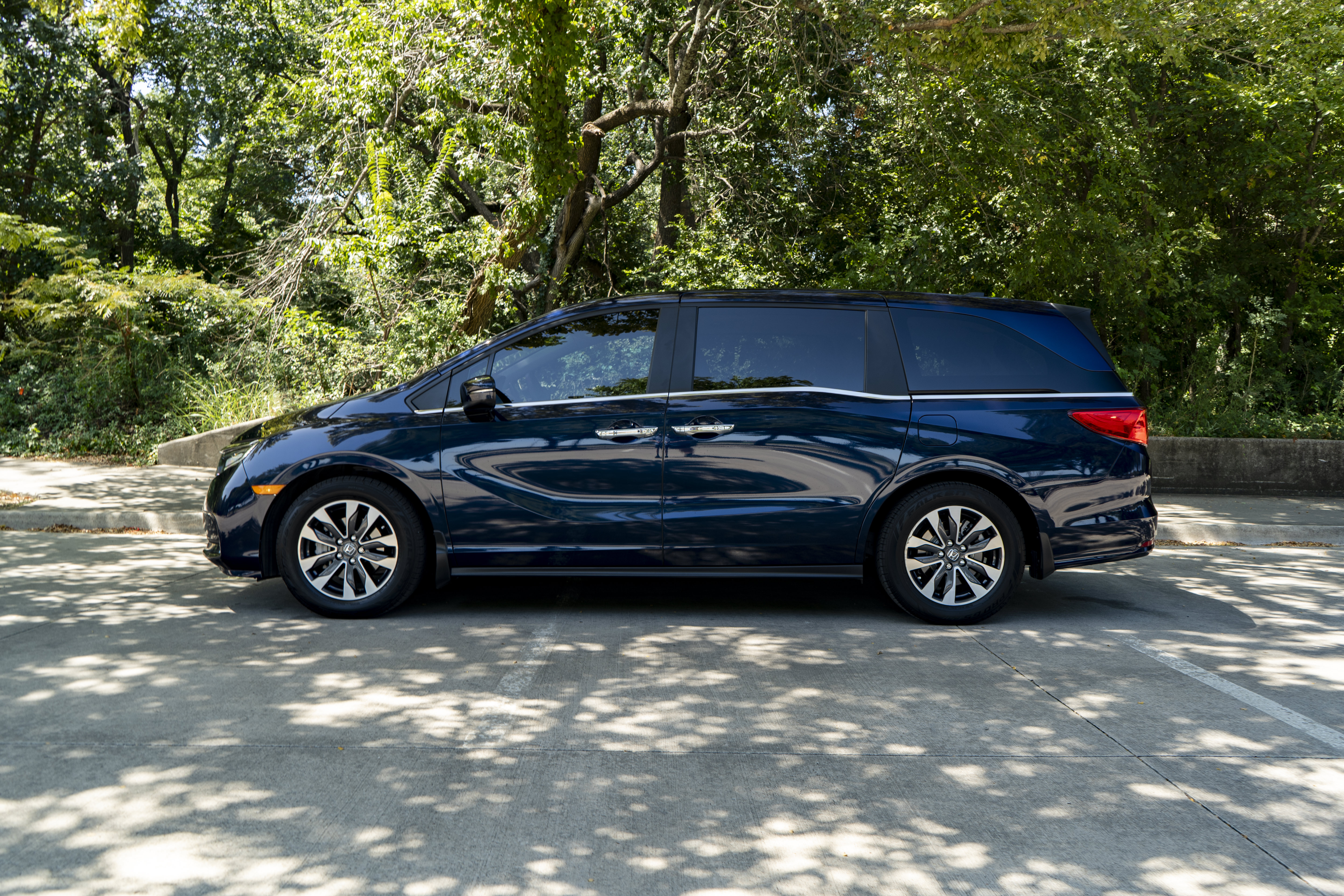 Used 2024 Honda Odyssey EX-L image 6