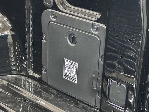 New 2025 Ford Maverick XLT w/ XLT Luxury Package image 15