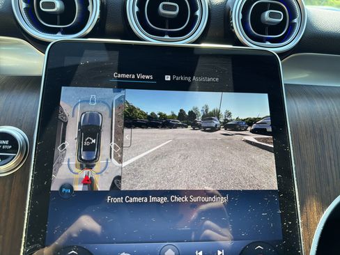 Used 2026 Mercedes-Benz GLC 300 4MATIC image 22