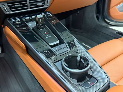 Certified 2026 Porsche 911 Targa 4 GTS AWD/4WD image 23