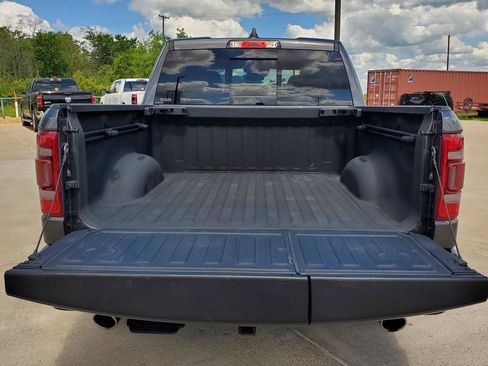 Used 2021 RAM 1500 Limited AWD/4WD image 9