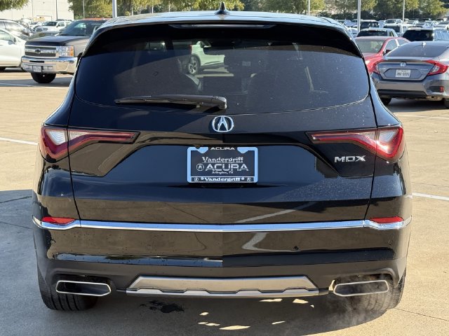 Used 2025 Acura MDX w/ Technology Package FWD image 5