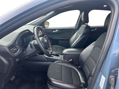 Used 2025 Ford Escape ST-Line Select AWD/4WD image 10
