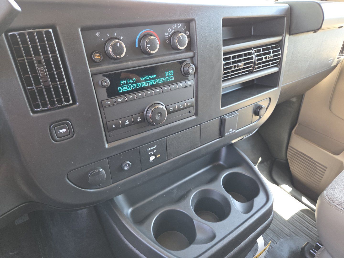 New 2026 GMC Savana 2500 w/ Driver Convenience Package RWD image 26