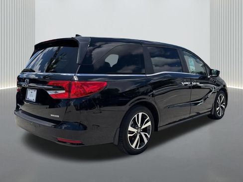 Used 2024 Honda Odyssey Touring image 5