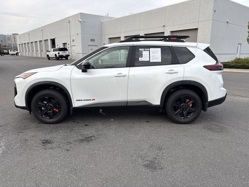 Used 2025 Nissan Rogue SV w/ Rock Creek Premium Package AWD/4WD image 6