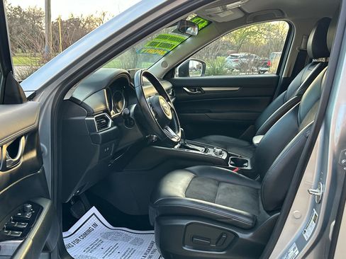 Used 2020 MAZDA CX-5 Touring image 10
