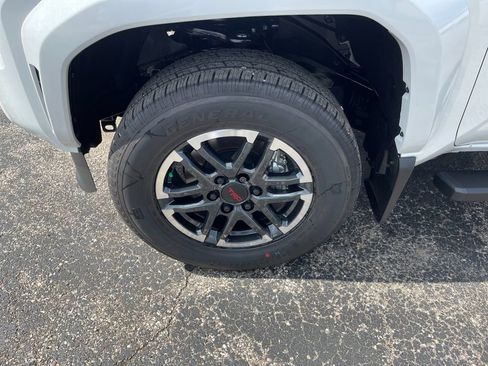 New 2026 Toyota Tacoma TRD Sport AWD/4WD image 30