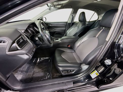 Used 2023 Toyota Camry SE FWD image 21