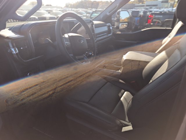 New 2027 Ford F350 Lariat w/ Black Appearance Package AWD/4WD image 18