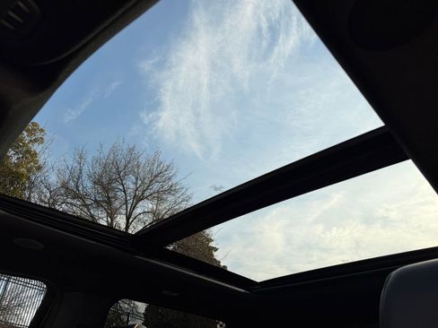 Used 2025 Ford F150 Raptor image 38