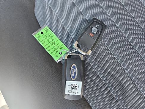 Used 2024 Ford Edge SE AWD/4WD image 29