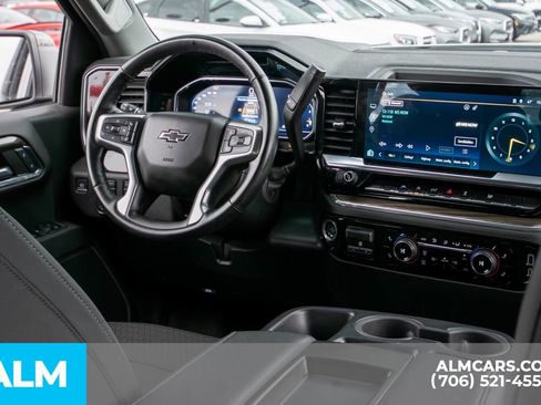 Used 2024 Chevrolet Silverado 1500 RST w/ Dark Appearance Package image 13