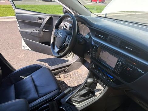 Used 2016 Toyota Corolla LE Premium FWD image 11