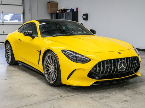 Used 2024 Mercedes-Benz AMG GT 63 image 3