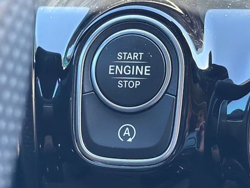 Certified 2021 Mercedes-Benz A 35 AMG 4MATIC image 23