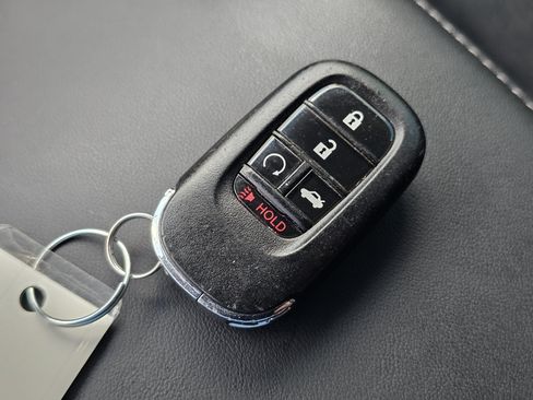 Used 2025 Honda Accord Sport image 29