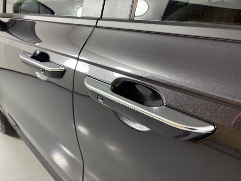 New 2026 Kia Carnival EX FWD image 12