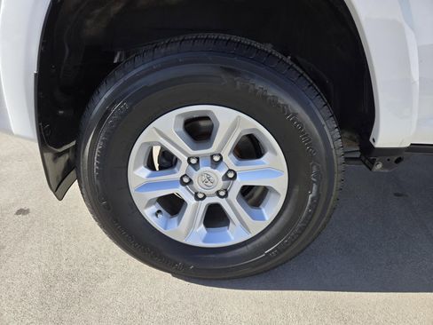 Used 2022 Toyota 4Runner SR5 w/ Wilderness Package (TMS) image 29