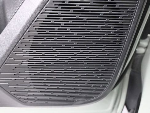 Used 2026 Chevrolet Equinox LT AWD/4WD image 27