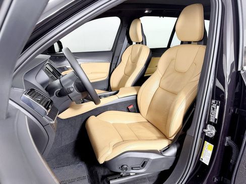 Used 2021 Volvo XC90 T6 Inscription w/ Advanced Package image 34