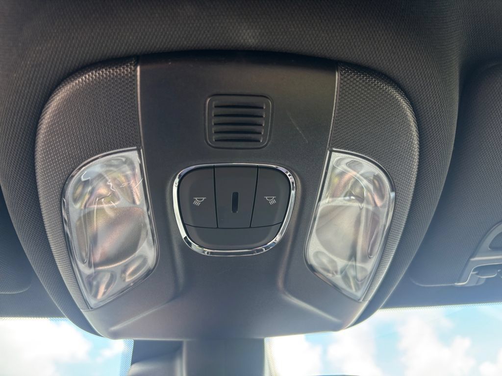 Used 2023 Jeep Compass Limited AWD/4WD image 21