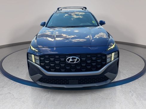 Used 2023 Hyundai Santa Fe SEL FWD image 2