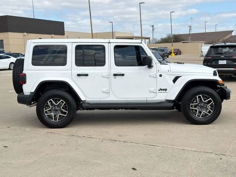 New 2026 Jeep Wrangler Sahara image 8