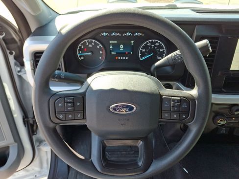 Used 2025 Ford F350 XLT w/ Snow Plow Prep Package image 22