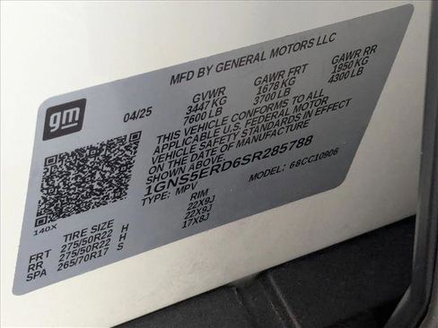 Used 2025 Chevrolet Suburban RST RWD image 26