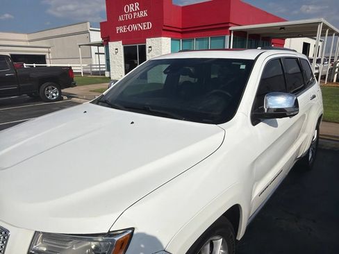 Used 2014 Jeep Grand Cherokee Summit AWD/4WD image 19