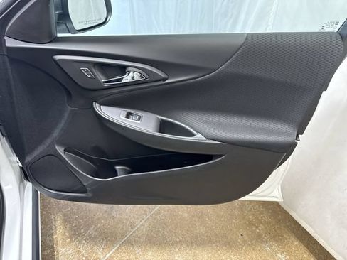 Used 2023 Chevrolet Malibu LS FWD image 25