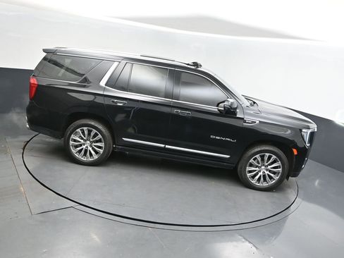 Used 2021 GMC Yukon Denali w/ Denali Premium Package image 41