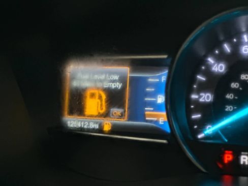 Used 2017 Ford Explorer XLT w/ Equipment Group 201A image 28