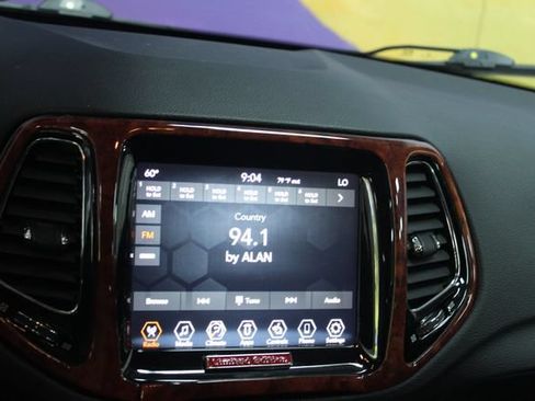 Used 2021 Jeep Compass Limited AWD/4WD image 19