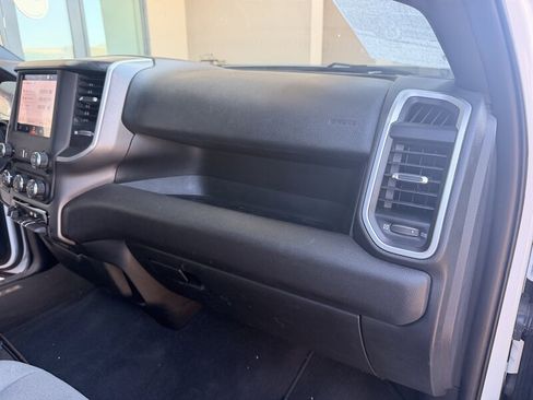 Used 2022 RAM 3500 Big Horn AWD/4WD image 45