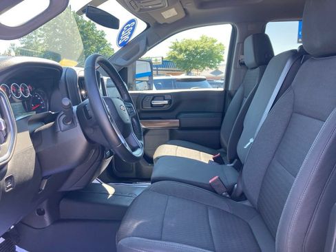 Used 2023 Chevrolet Silverado 2500 LT w/ Convenience Package AWD/4WD image 3