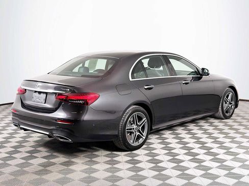 Used 2021 Mercedes-Benz E 450 4MATIC Sedan image 5