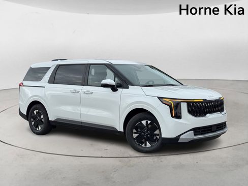 New 2026 Kia Carnival LXS FWD image 2