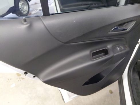Used 2018 Chevrolet Equinox LT FWD image 20