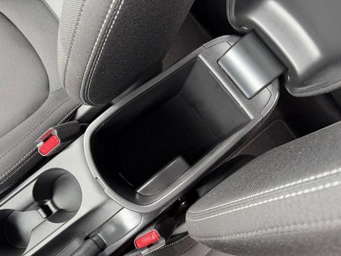 Used 2019 Kia Soul + image 27