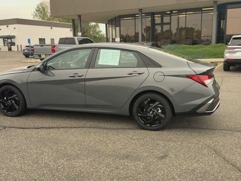 Used 2026 Hyundai Elantra Sport FWD image 6