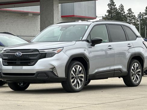 New 2025 Subaru Forester Touring image 7