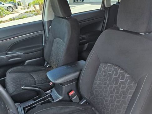 Used 2024 Mitsubishi Outlander Sport AWD image 16